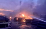 آتش‌سوزی گسترده در یک گاراژ در جاده خاوران