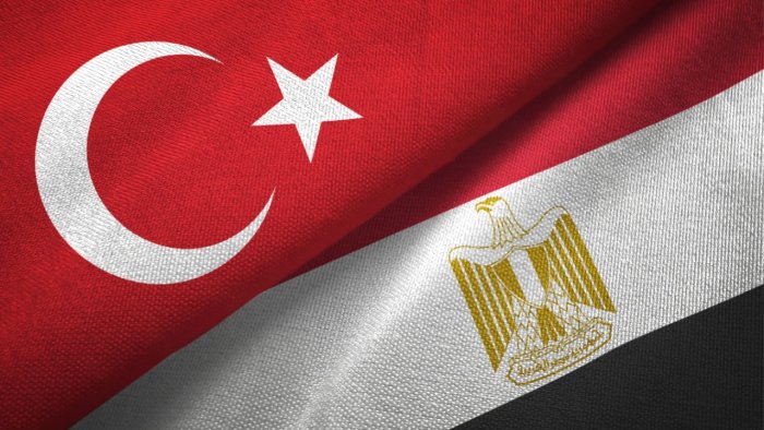 تلاش برای عادی‌سازی روابط ترکیه و مصر/ سفر هیات ترک به قاهره