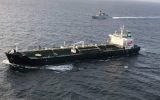 هجوم دزدان دریایی به نفتکش ایرانی/ پهلوگیری ناوگروه ارتش در بندر سلاله