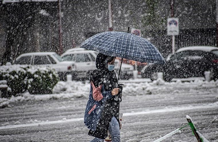 هواشناسی ایران ۱۴۰۰/۱۰/۰۸؛ آغاز بارش برف و باران در ۱۶ استان/ سامانه بارشی جدید در راه است