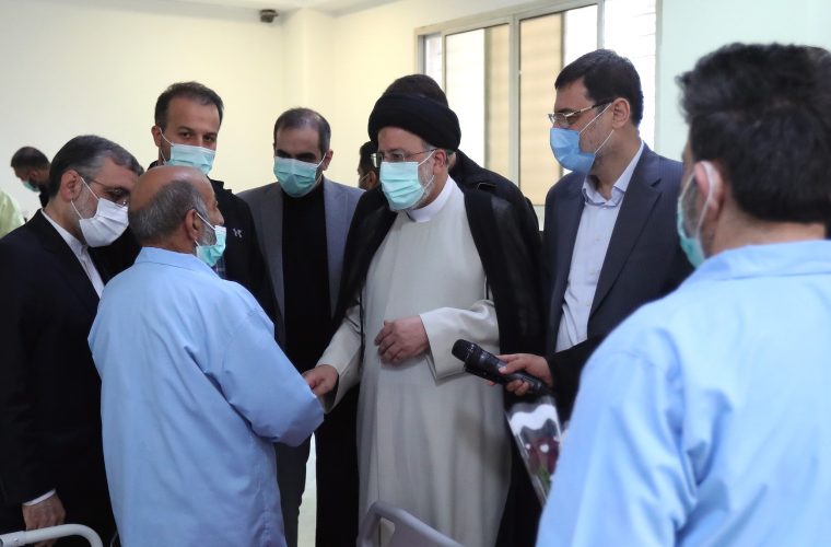 دستور رئیس جمهور به رئیس بنیاد شهید و وزیر بهداشت برای تأمین نیازهای درمانی جانبازان