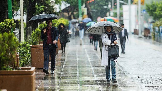 هواشناسی ایران ۱۴۰۱/۰۷/۱۰؛ تداوم فعالیت سامانه بارشی در برخی مناطق/ احتمال بارش باران در تهران