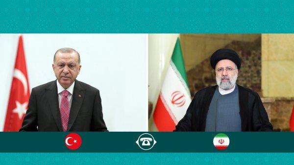 تاکید روسای جمهور ایران و ترکیه بر گسترش  روابط تهران و آنکارا