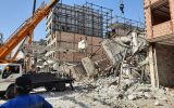 ریزش چندین ساختمان غیرمجاز در حین تخریب در خلازیر /مامورین شهرداری و پلیس زیر آوار /اجساد ۲مامور پلیس و ۱ نفر دیگر از زیرآوار خارج شد